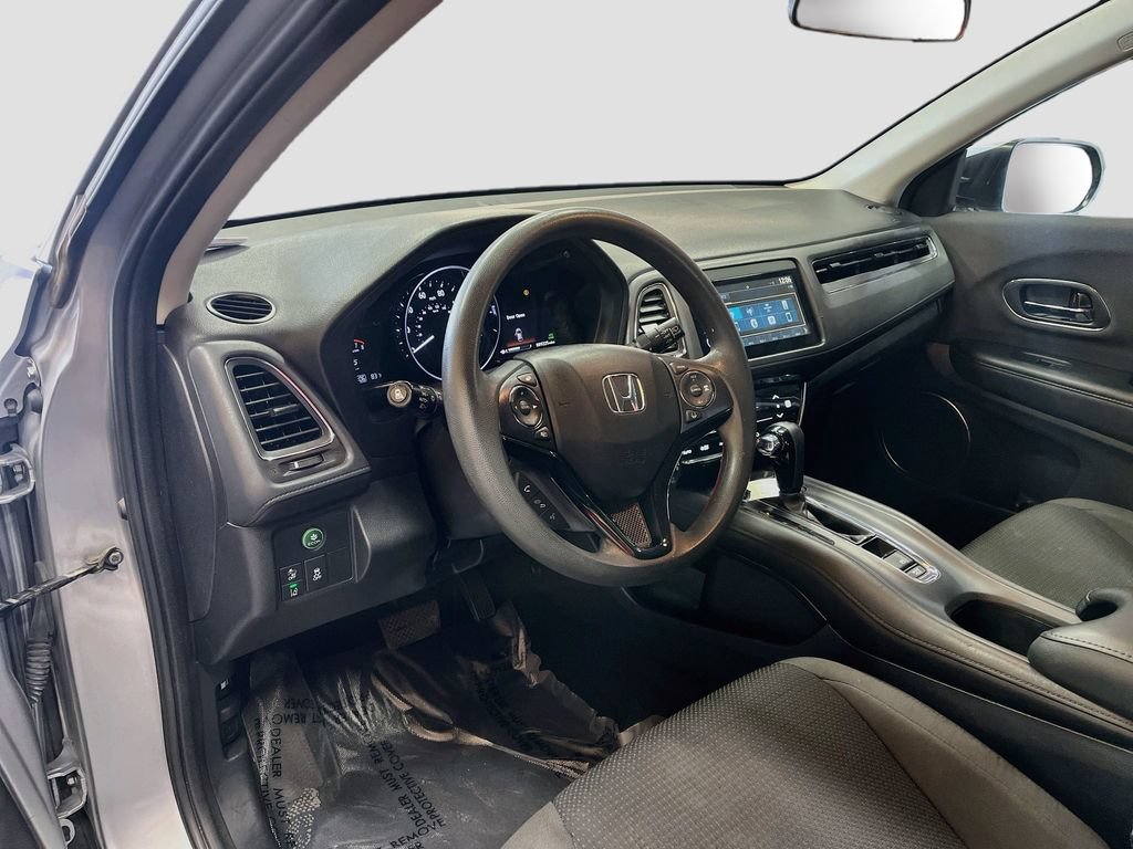 Used 2022 Honda HR-V EX image 9