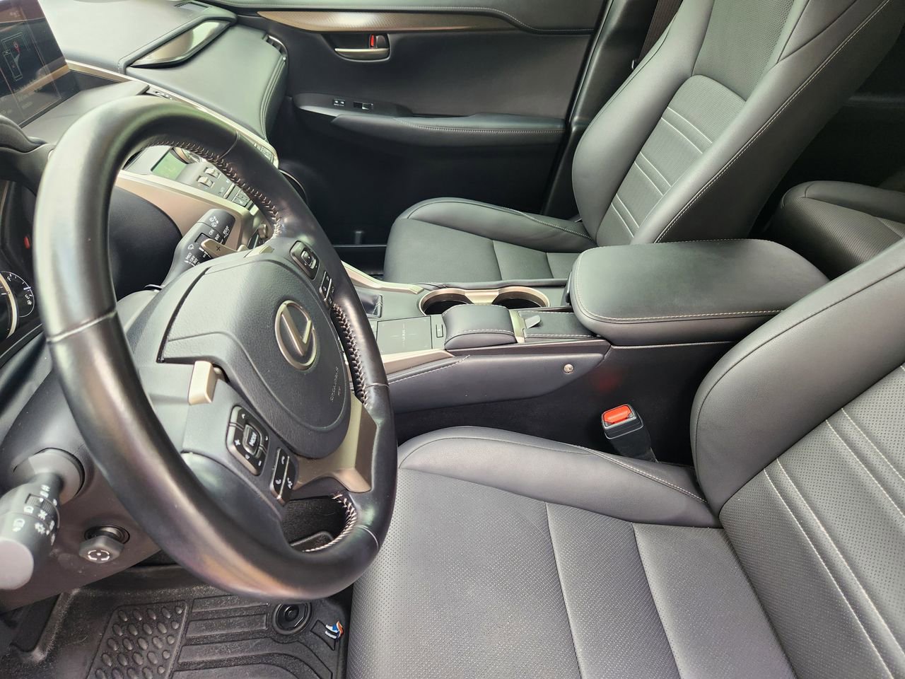 Used 2021 Lexus NX 300 FWD w/ Comfort Package image 12