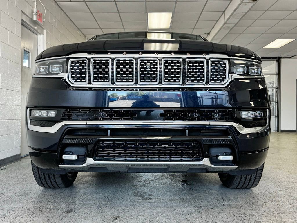 Certified 2024 Jeep Grand Wagoneer Series III w/ HD Trailer Tow Package image 5