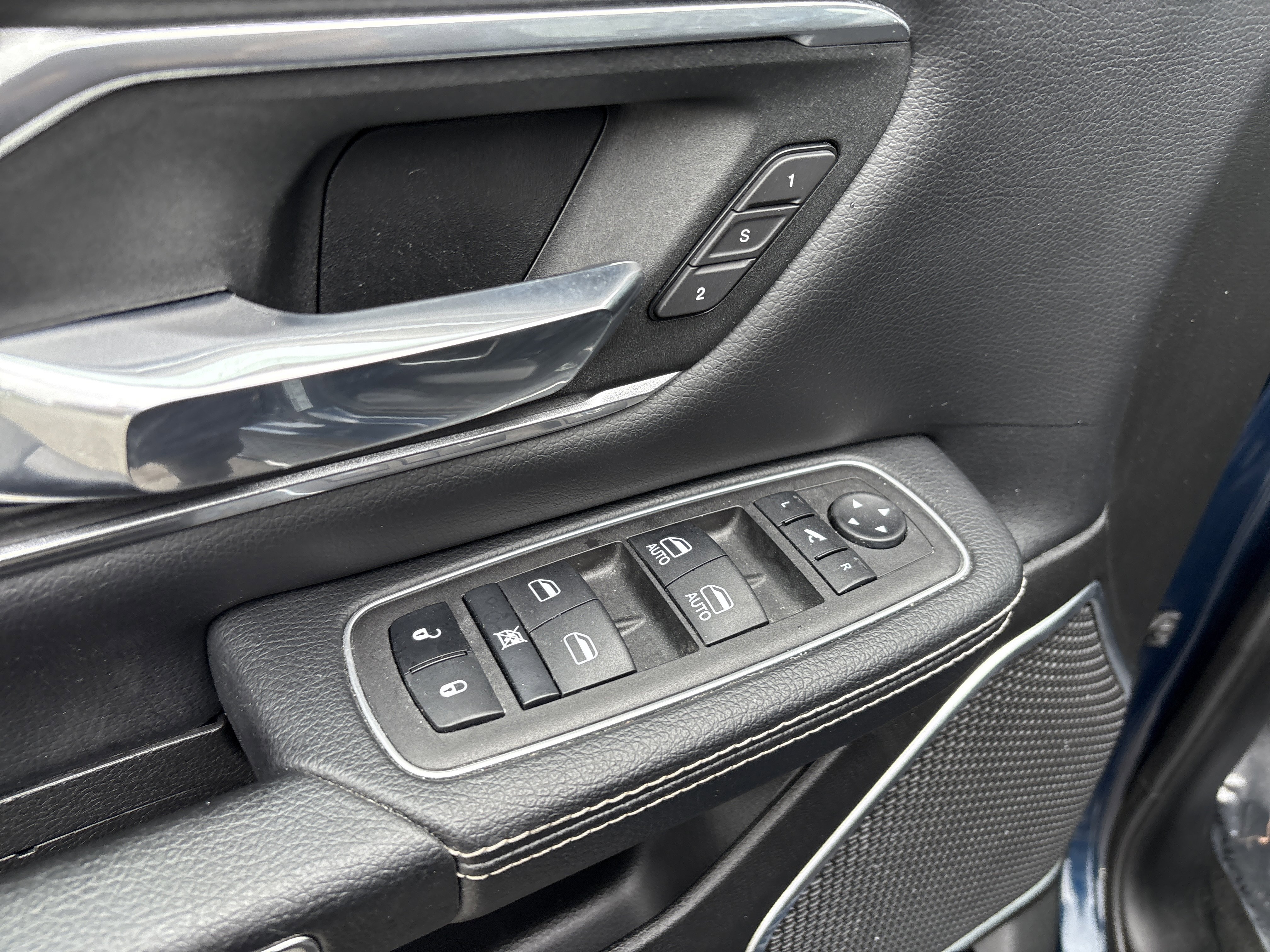 Certified 2023 RAM 1500 Laramie AWD/4WD image 16