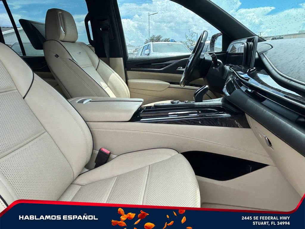 Used 2021 Cadillac Escalade ESV Premium Luxury w/ Driver Assist Tech Package RWD image 21