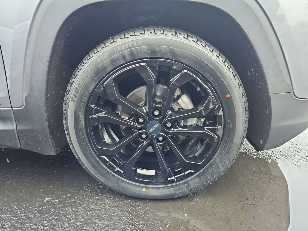 Used 2020 GMC Terrain SLE w/ Driver Convenience Package image 30