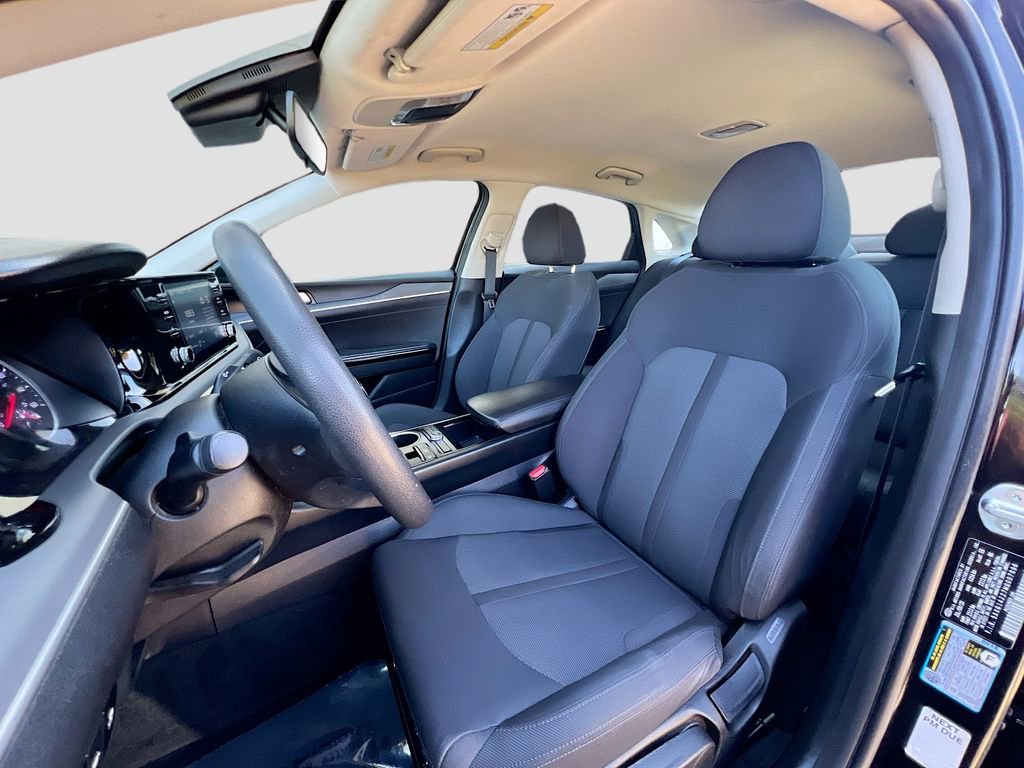 Used 2021 Kia K5 LXS image 19