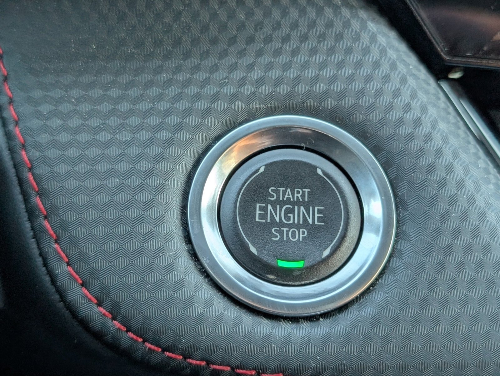 Certified 2025 Chevrolet Equinox RS image 17