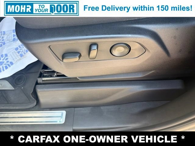 Used 2024 Chevrolet Silverado 1500 LT AWD/4WD image 18