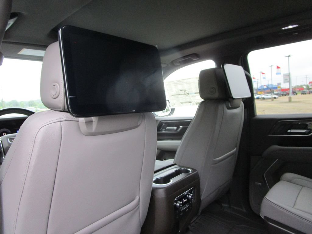 New 2026 GMC Yukon XL Elevation w/ Elevation Premium Package RWD image 22