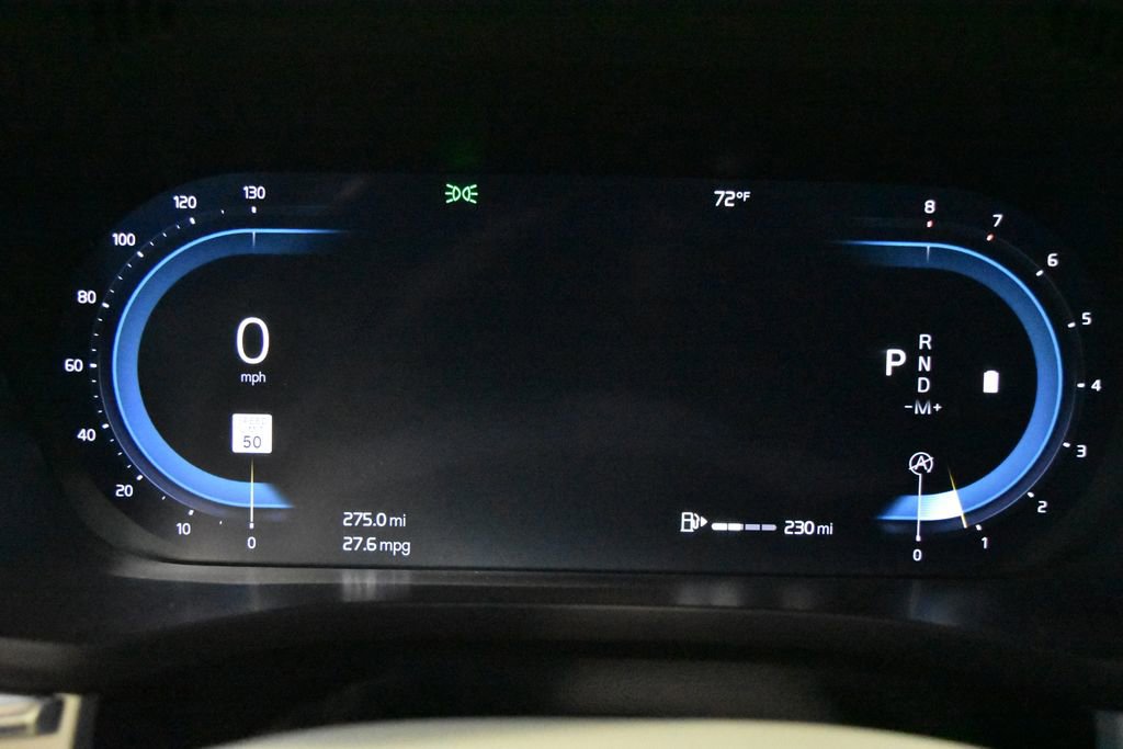 Used 2022 Volvo XC60 B5 Momentum image 18