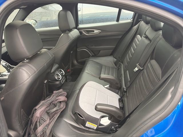 Used 2021 Alfa Romeo Giulia Ti Sport image 13