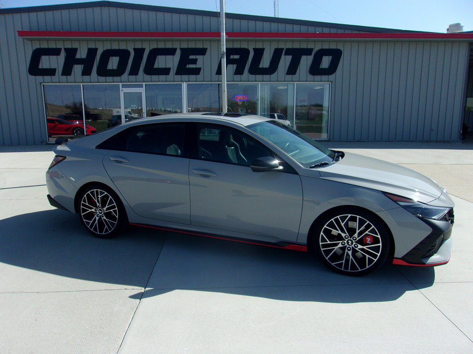 Used 2023 Hyundai Elantra N w/ Cargo Package FWD image 2