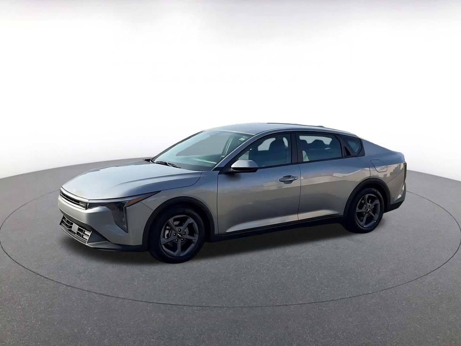 Used 2025 Kia K4 LXS image 8