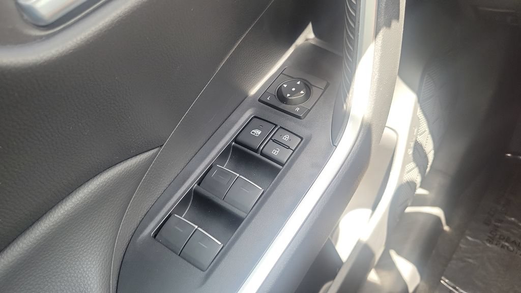 Used 2023 Toyota RAV4 XLE w/ Convenience Package FWD image 19