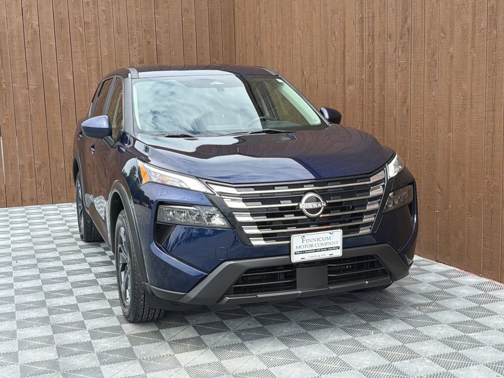 Used 2024 Nissan Rogue SV AWD/4WD image 10