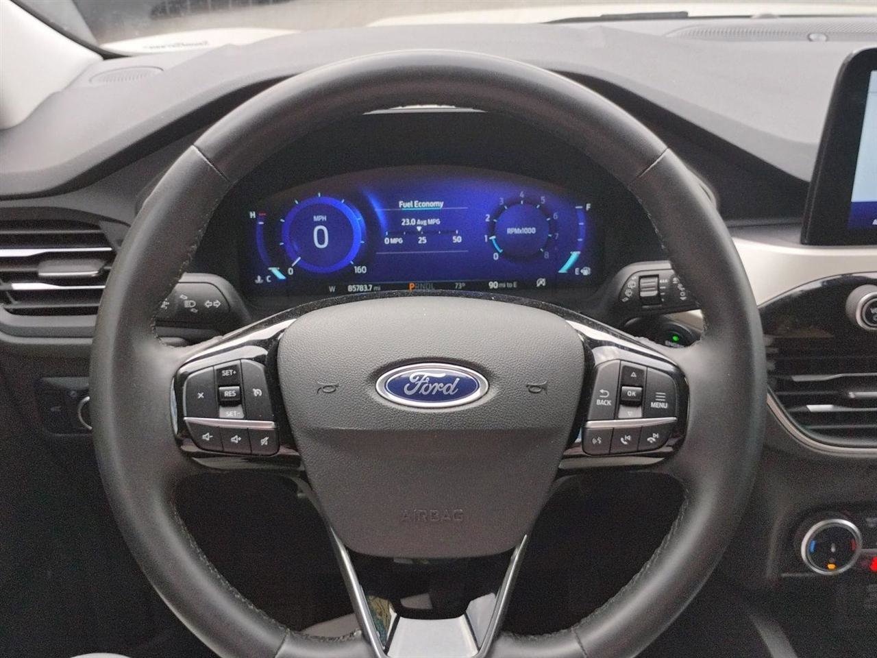 Used 2022 Ford Escape SEL w/ Technology Package image 31