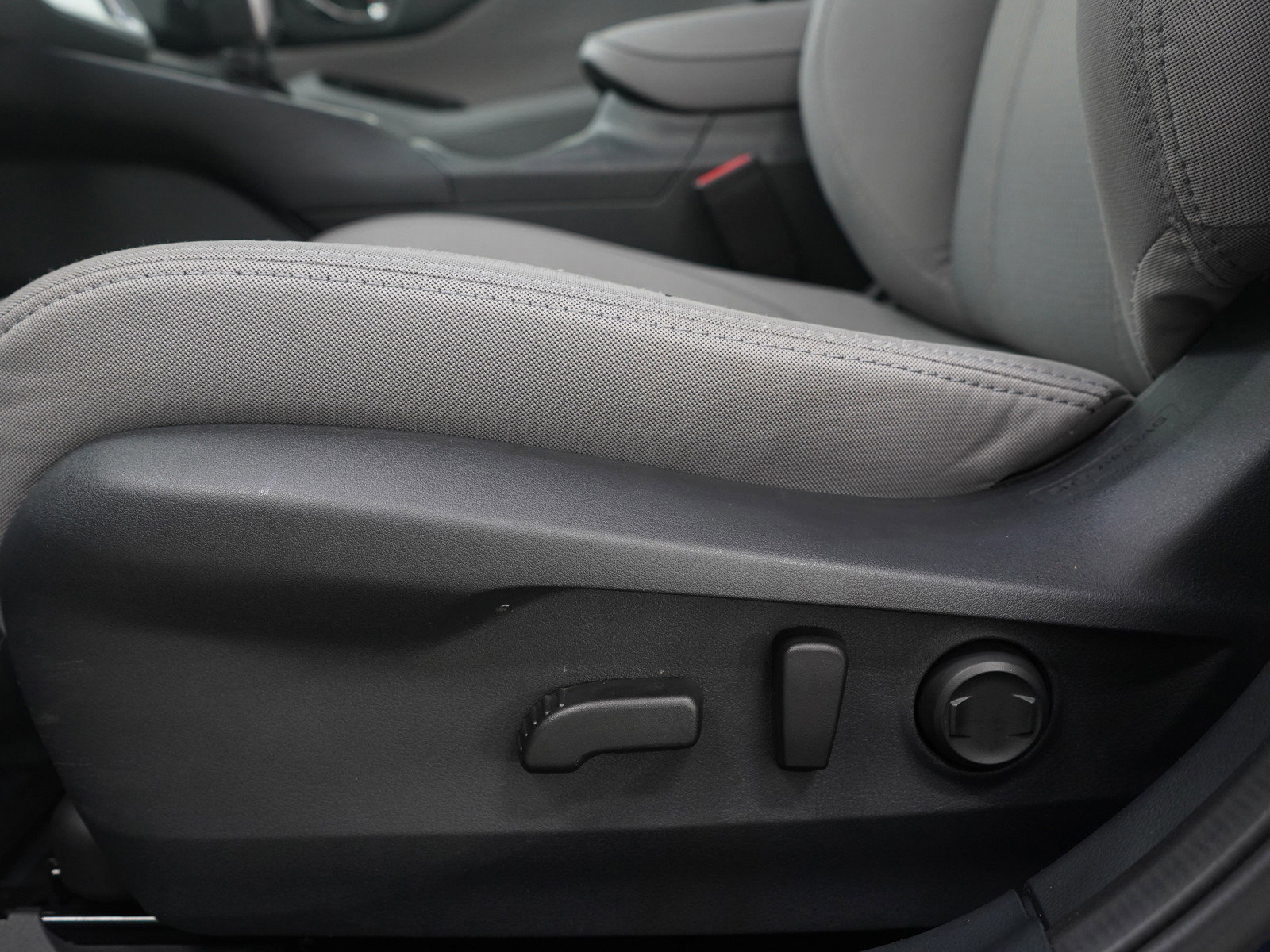 Certified 2025 Subaru Legacy Premium AWD/4WD image 19