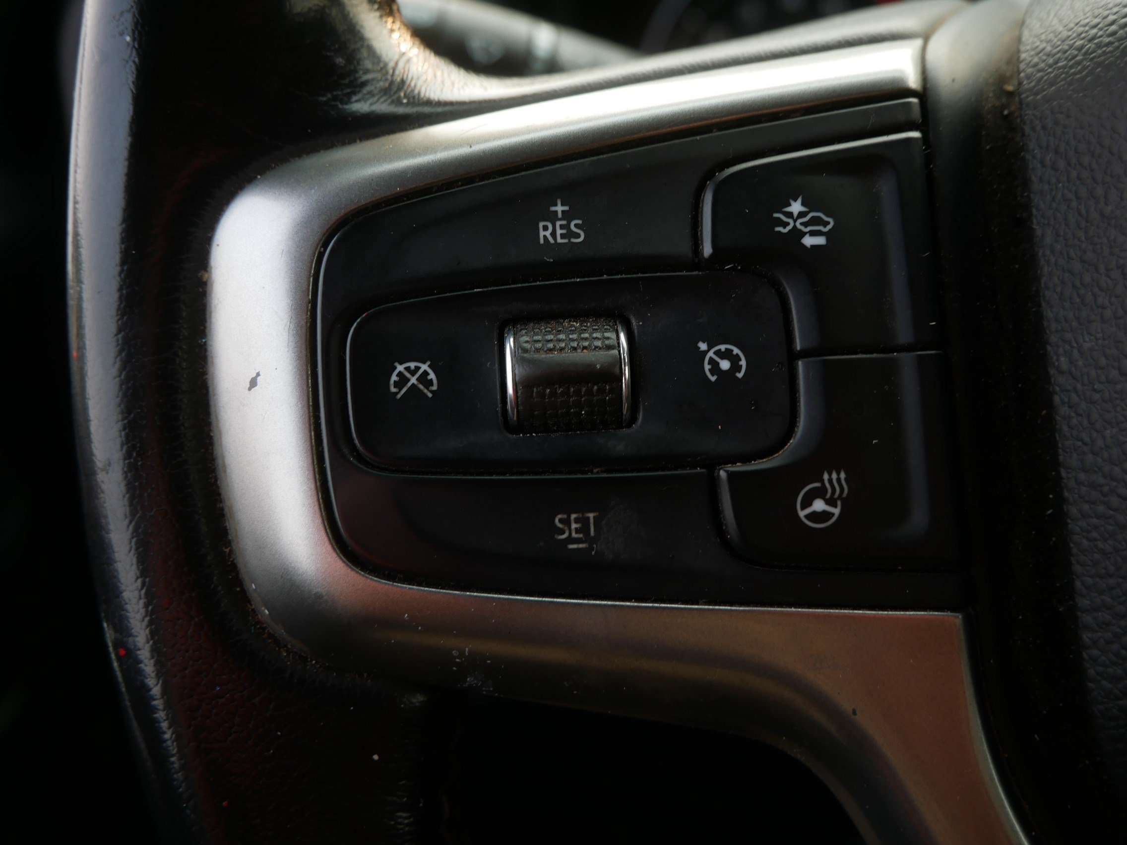 Used 2019 Chevrolet Silverado 1500 LT w/ Convenience Package AWD/4WD image 21