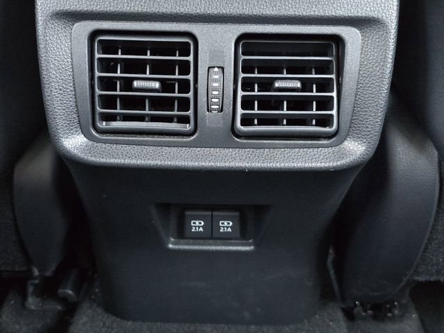 Used 2021 Toyota Venza XLE w/ Softex Package image 16