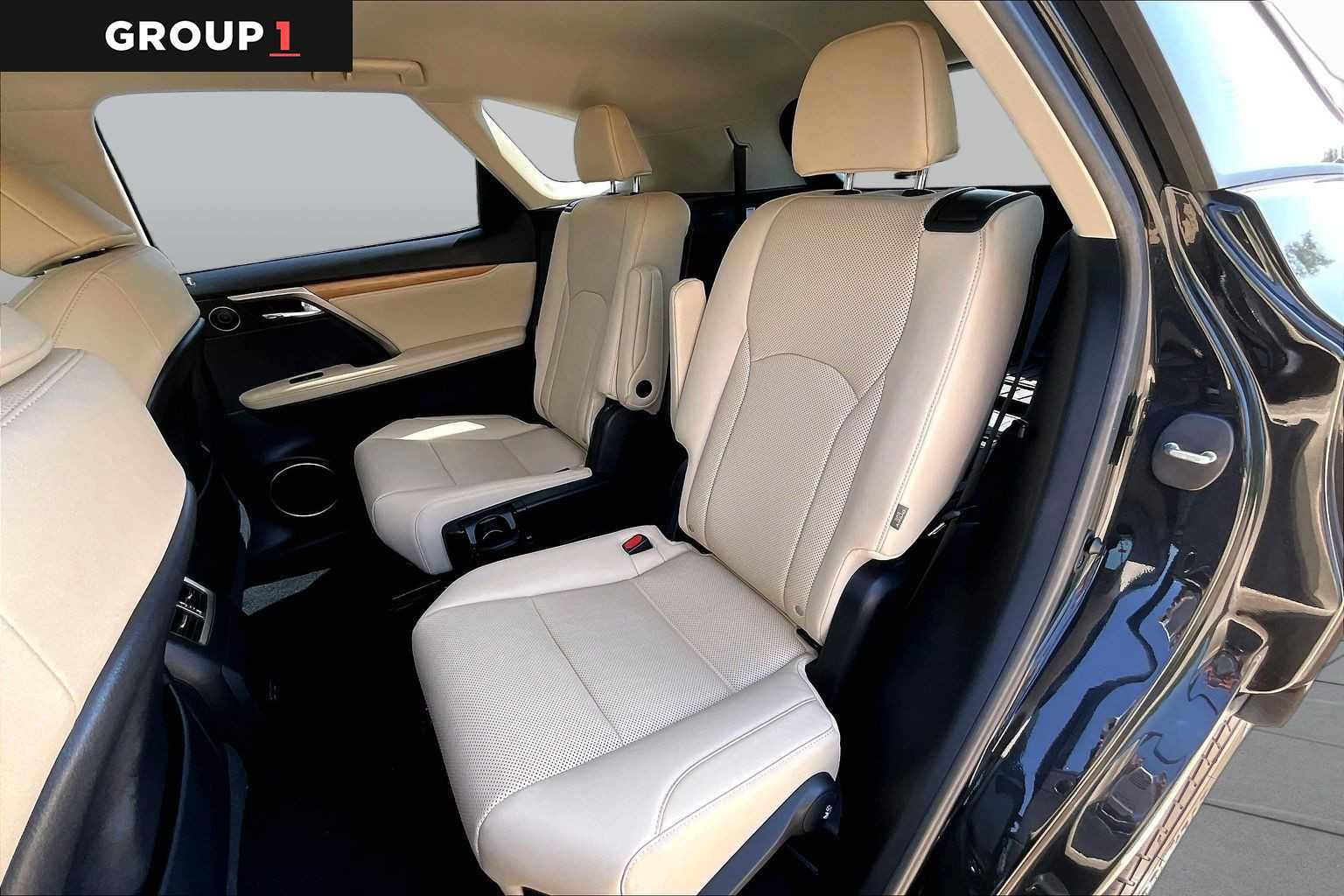 Certified 2022 Lexus RX 450hL AWD w/ Premium Package image 21