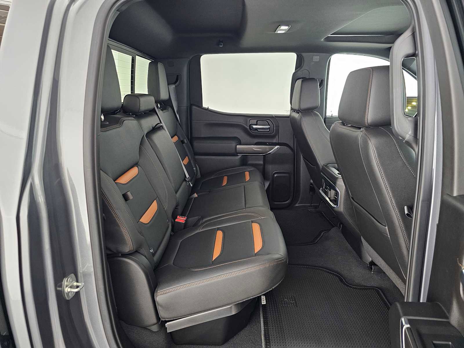 Used 2022 GMC Sierra 1500 AT4 w/ AT4 Premium Package image 12