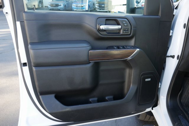 Used 2023 GMC Sierra 3500 SLT w/ SLT Premium Package image 15