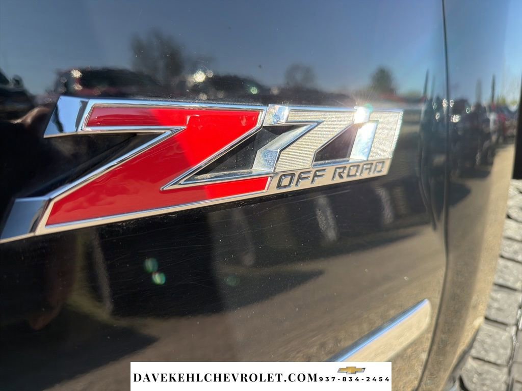 Used 2017 Chevrolet Silverado 2500 LT w/ Custom Sport Edition image 37