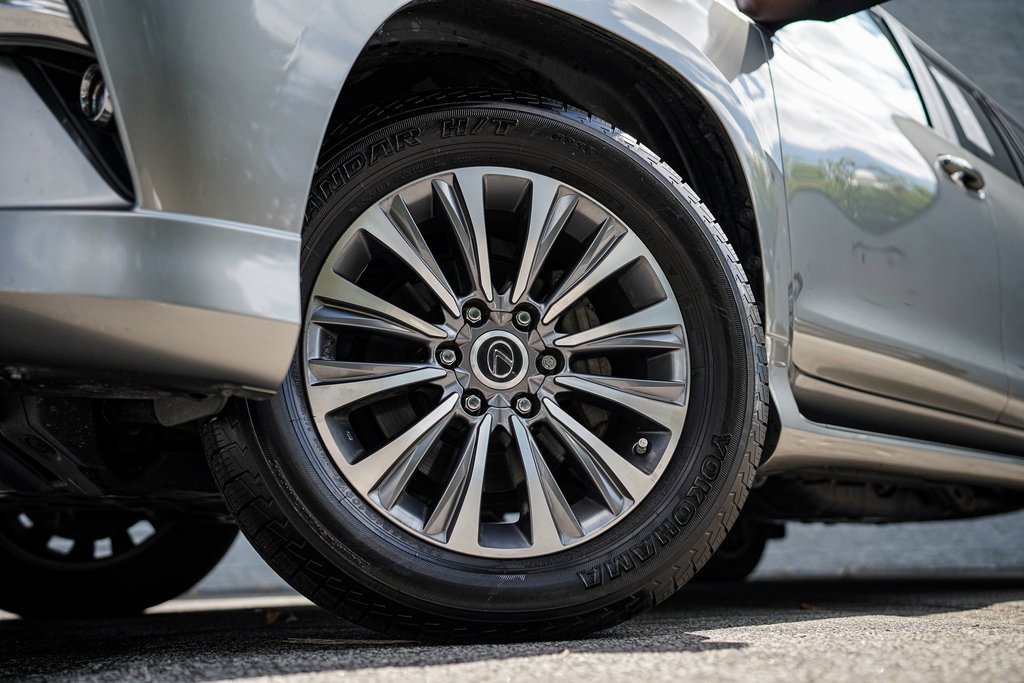 Used 2020 Lexus GX 460 Luxury image 18