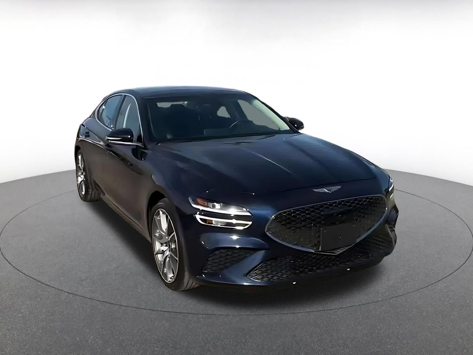 Used 2026 Genesis G70 2.5T RWD image 3