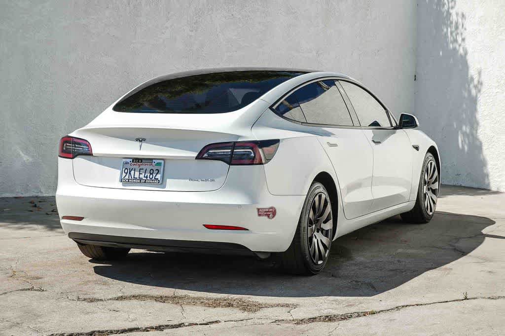 Used 2022 Tesla Model 3 Long Range AWD/4WD image 4