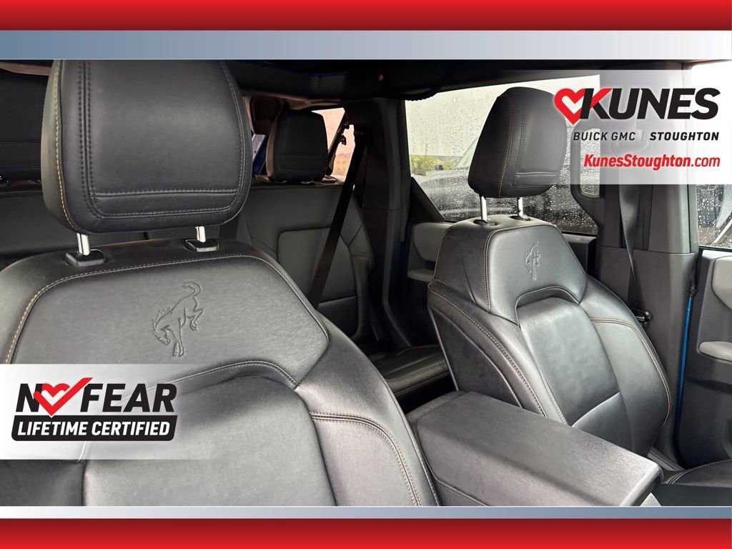 Used 2023 Ford Bronco Badlands image 45