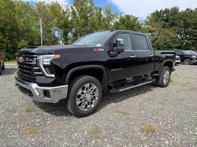 New 2026 Chevrolet Silverado 2500 LTZ w/ LTZ Convenience Package AWD/4WD image 5