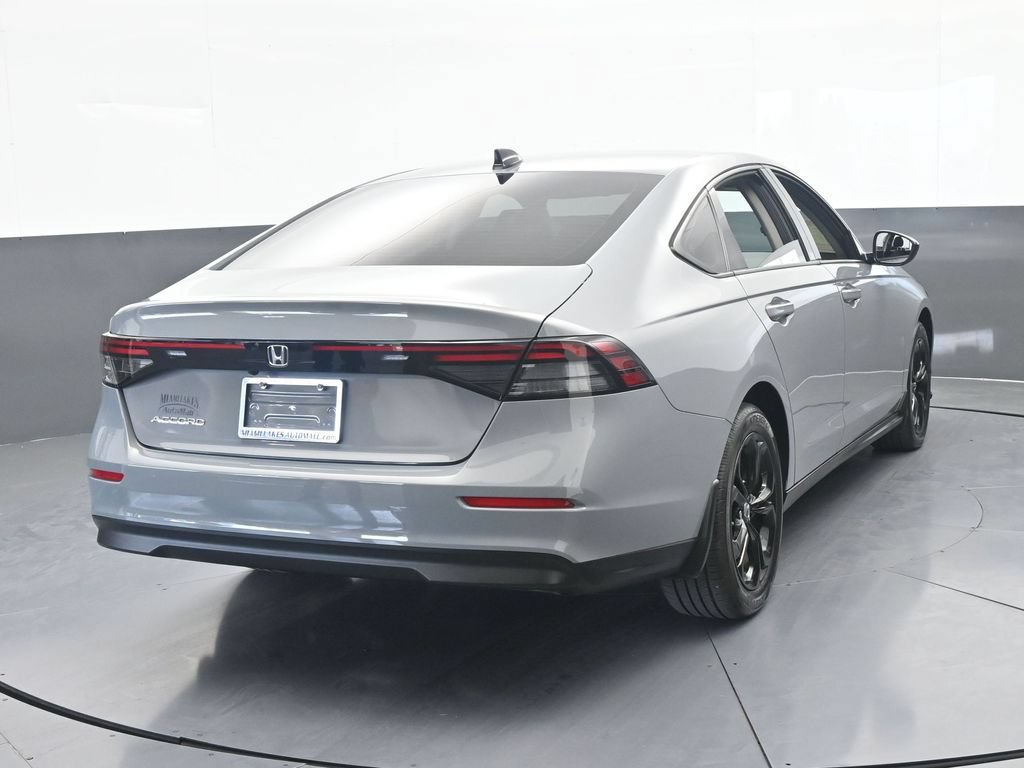 Used 2025 Honda Accord SE image 5