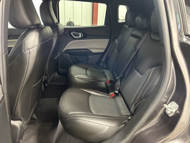 Used 2023 Jeep Compass Limited w/ Sun and Sound Group AWD/4WD image 17