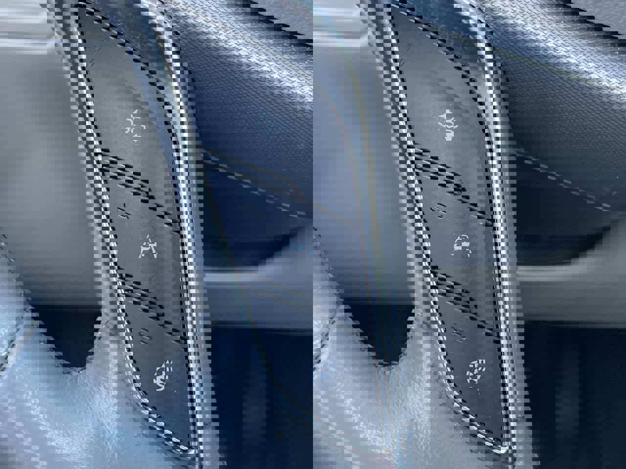 Used 2020 Cadillac XT5 Premium Luxury image 23