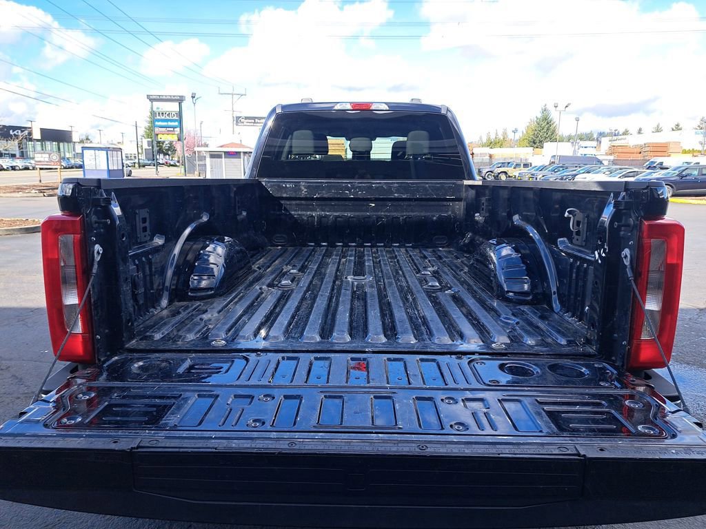 Used 2024 Ford F350 XLT image 21