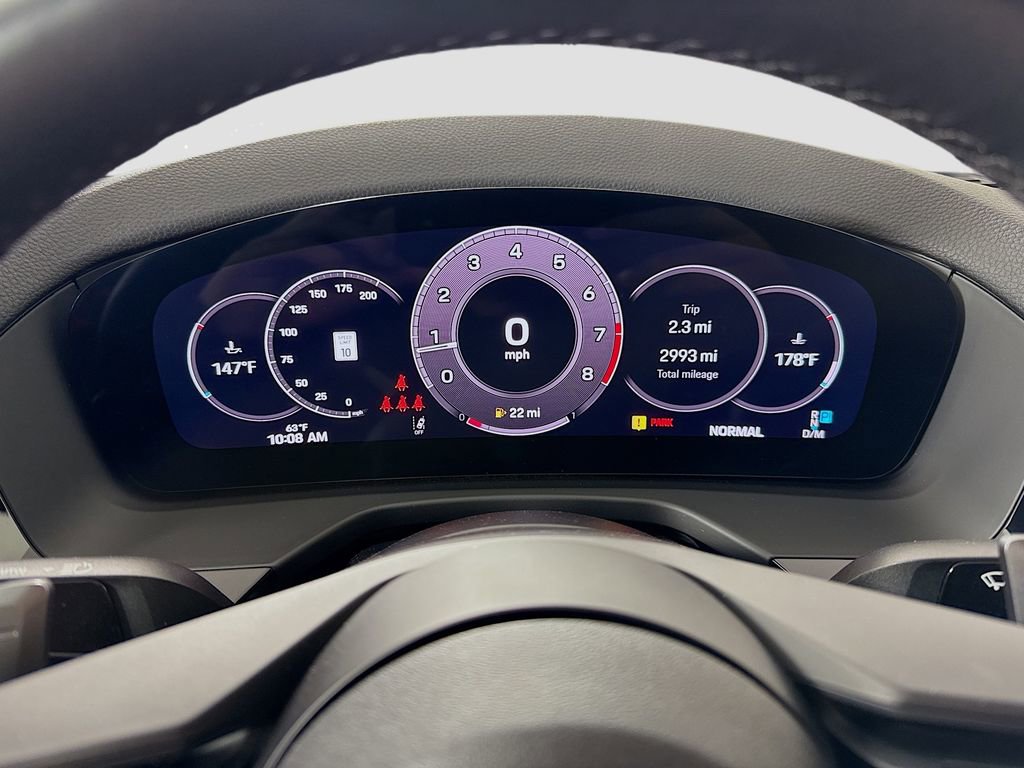 Used 2025 Porsche Panamera image 35