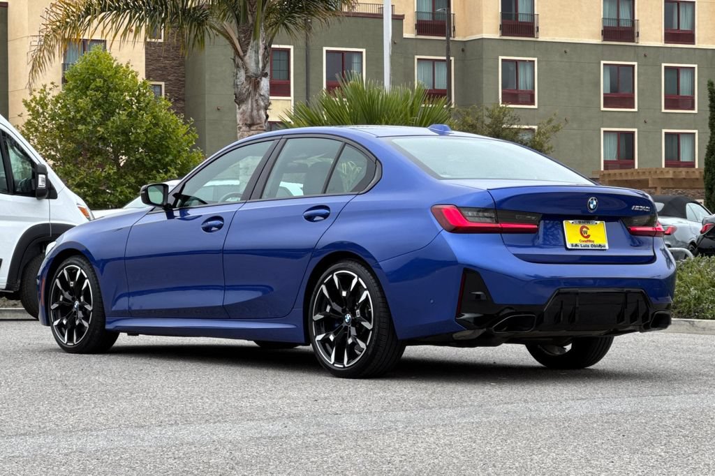 Used 2025 BMW M340i RWD image 5