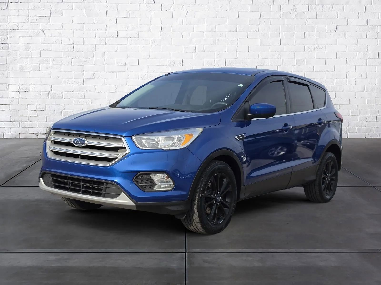 Used 2019 Ford Escape SE FWD image 6
