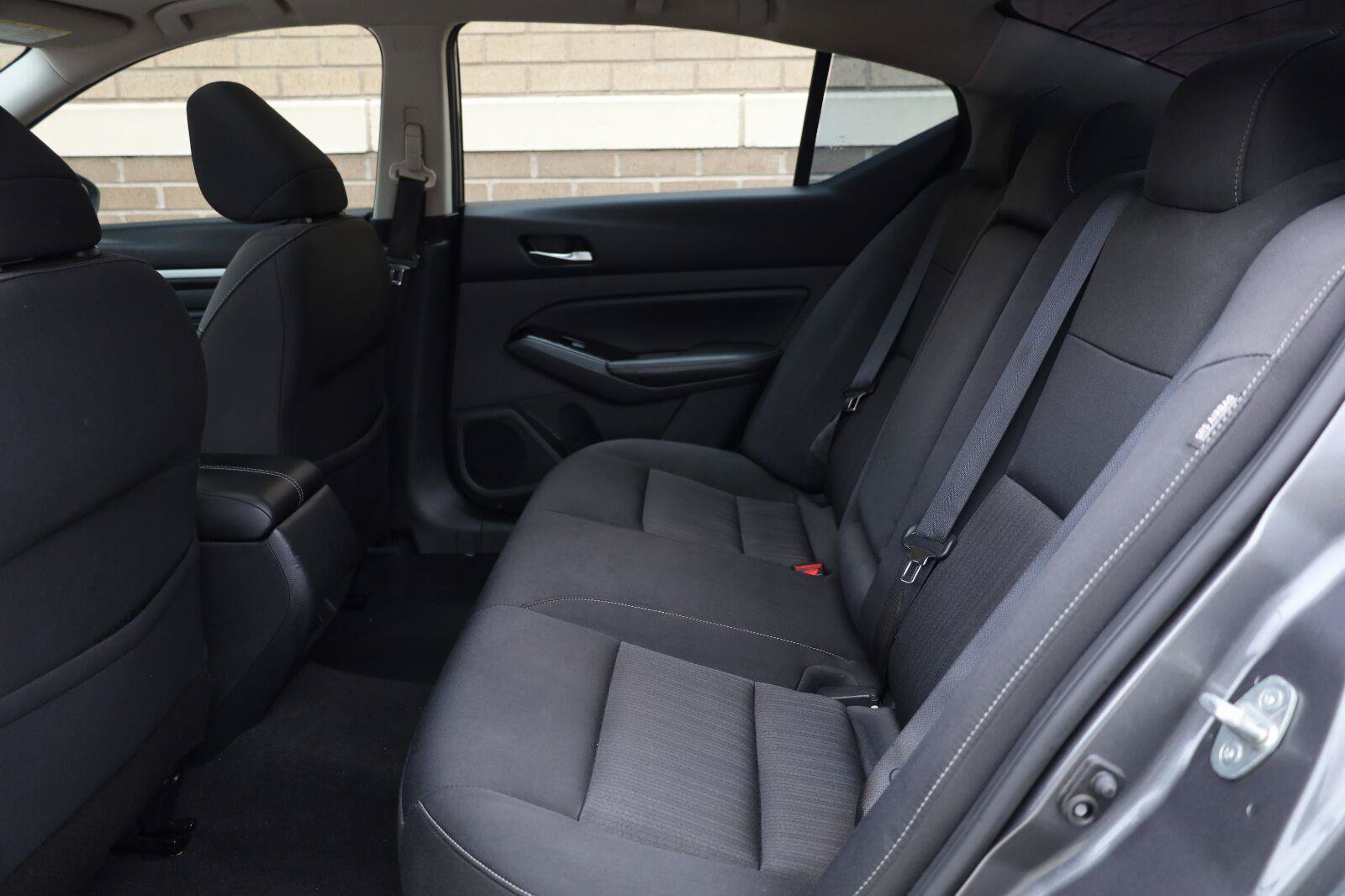 Used 2021 Nissan Altima 2.5 SV w/ SV Premium Package FWD image 21