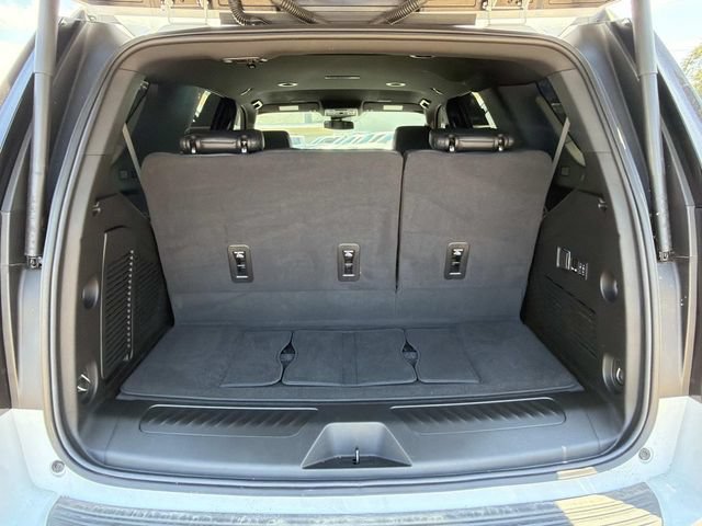 Used 2025 Chevrolet Tahoe LT w/ Comfort Package RWD image 10