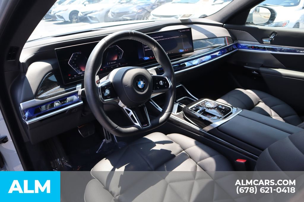 Used 2025 BMW 740i w/ Premium Package image 10