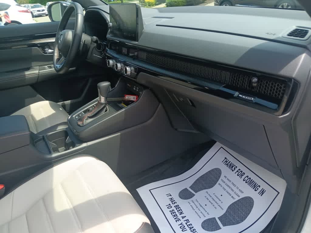 Used 2025 Honda CR-V Sport Touring image 25