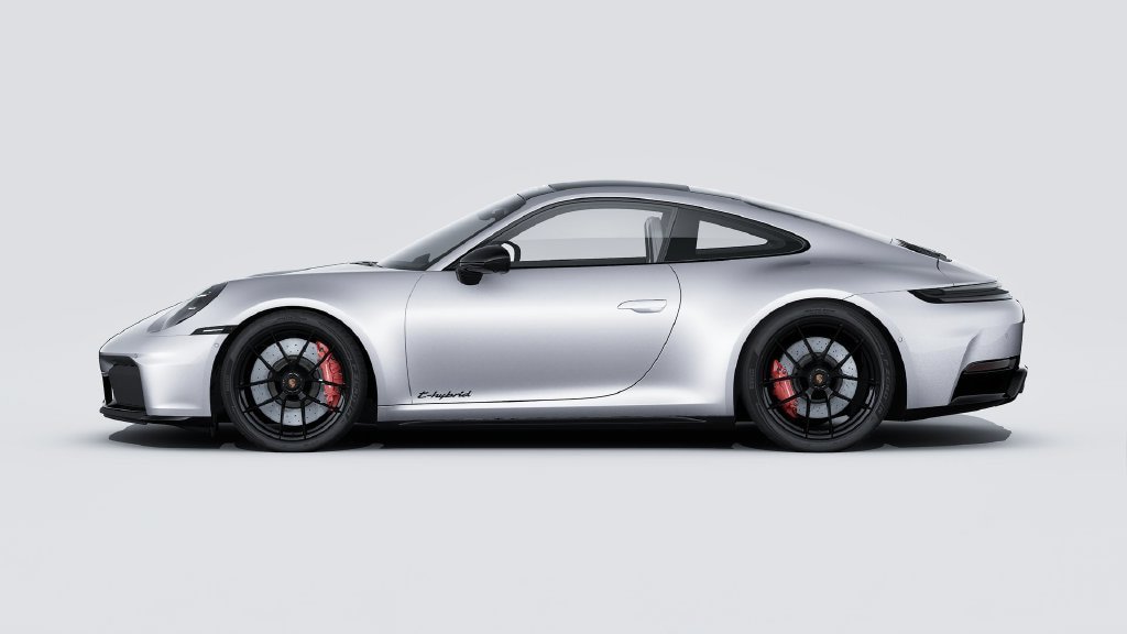 New 2027 Porsche 911 GTS image 2
