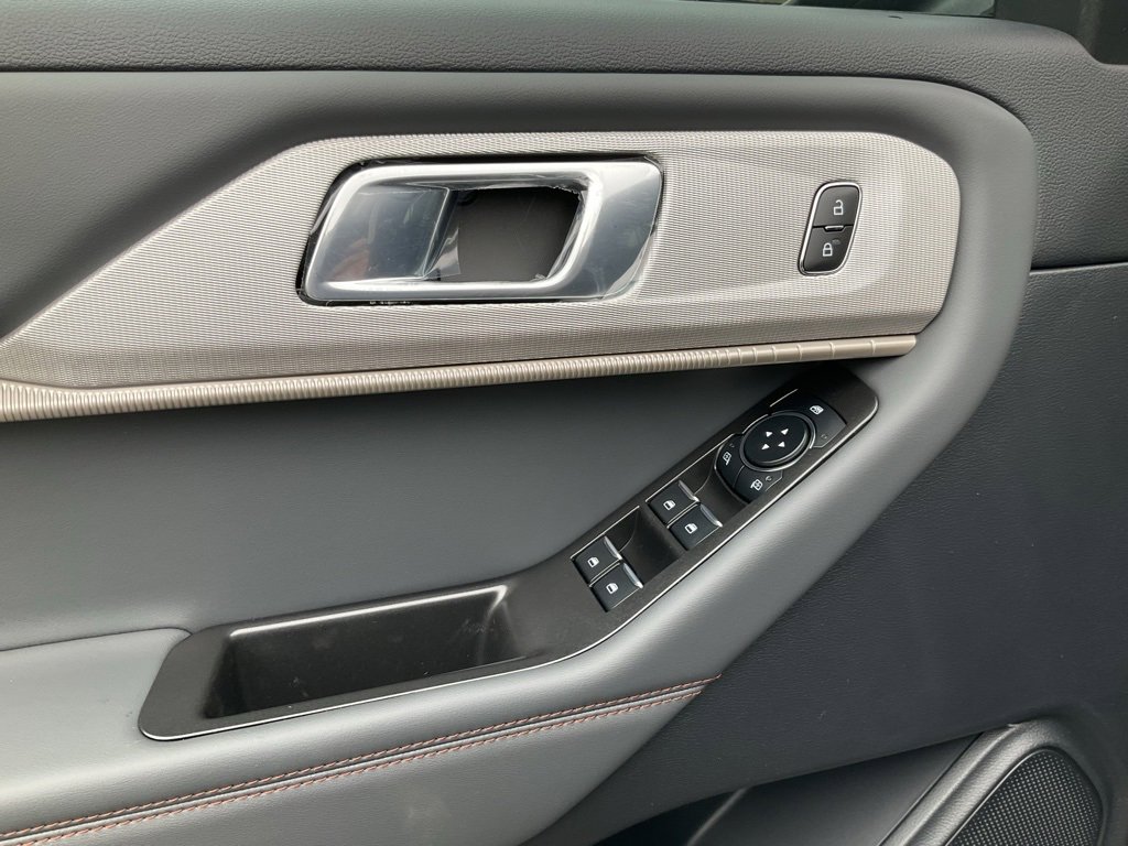 New 2026 Ford Explorer Active image 20