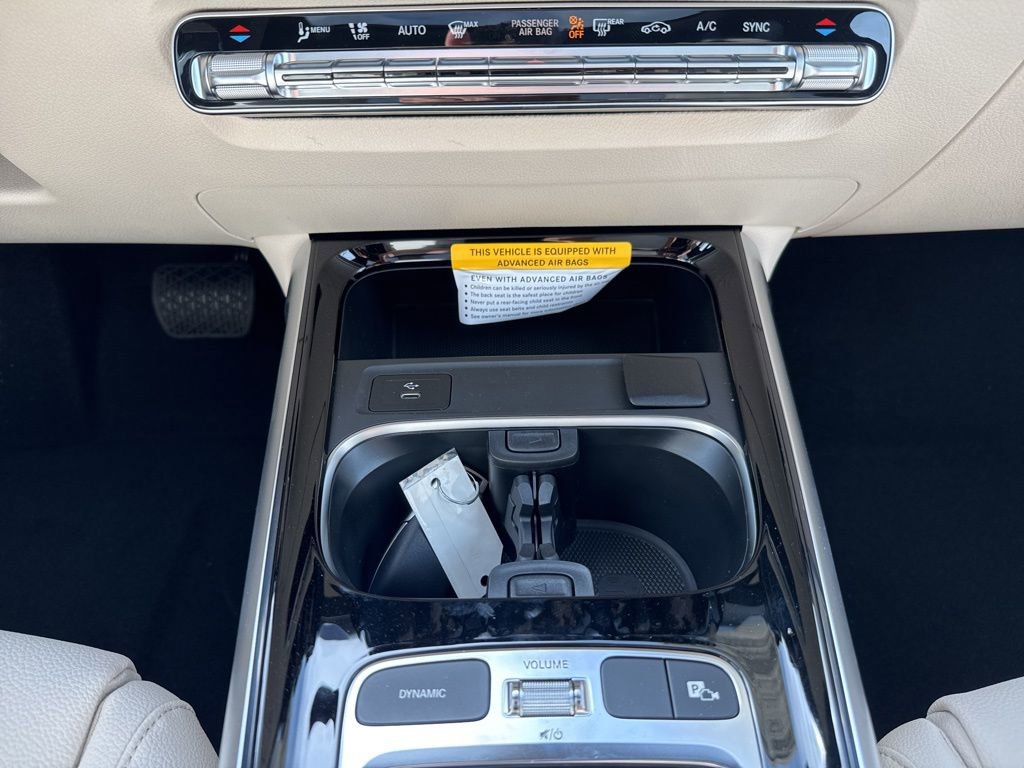 New 2026 Mercedes-Benz GLB 250 4MATIC image 24