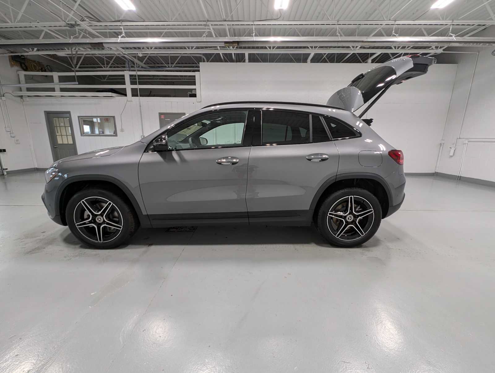 New 2026 Mercedes-Benz GLA 250 4MATIC image 10
