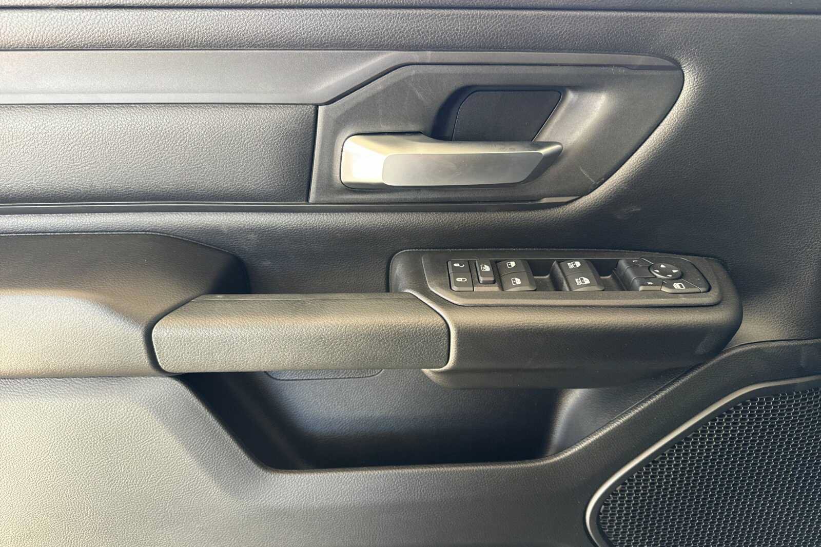 New 2026 RAM 1500 Express AWD/4WD image 8