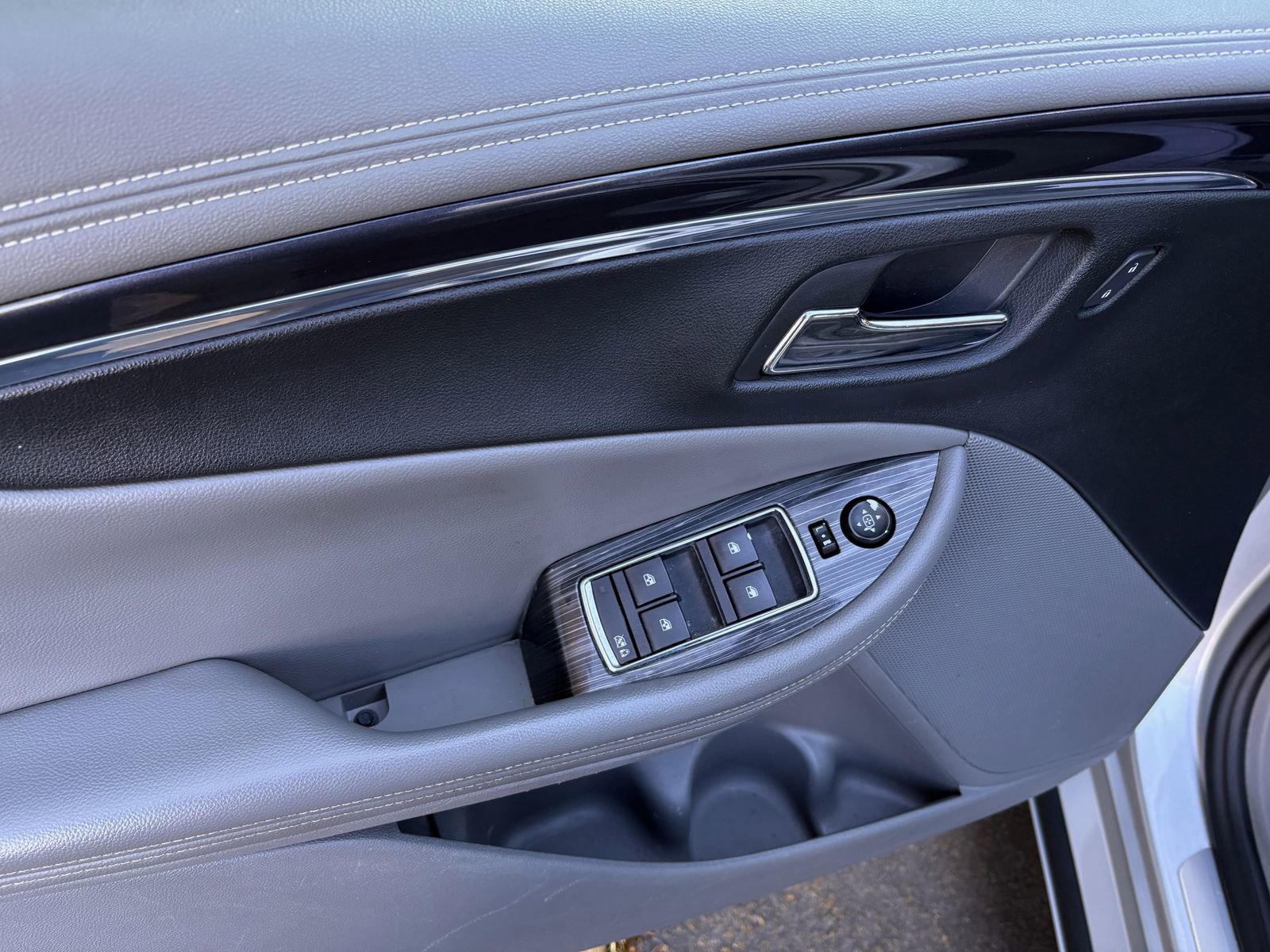 Used 2017 Chevrolet Impala Premier image 15