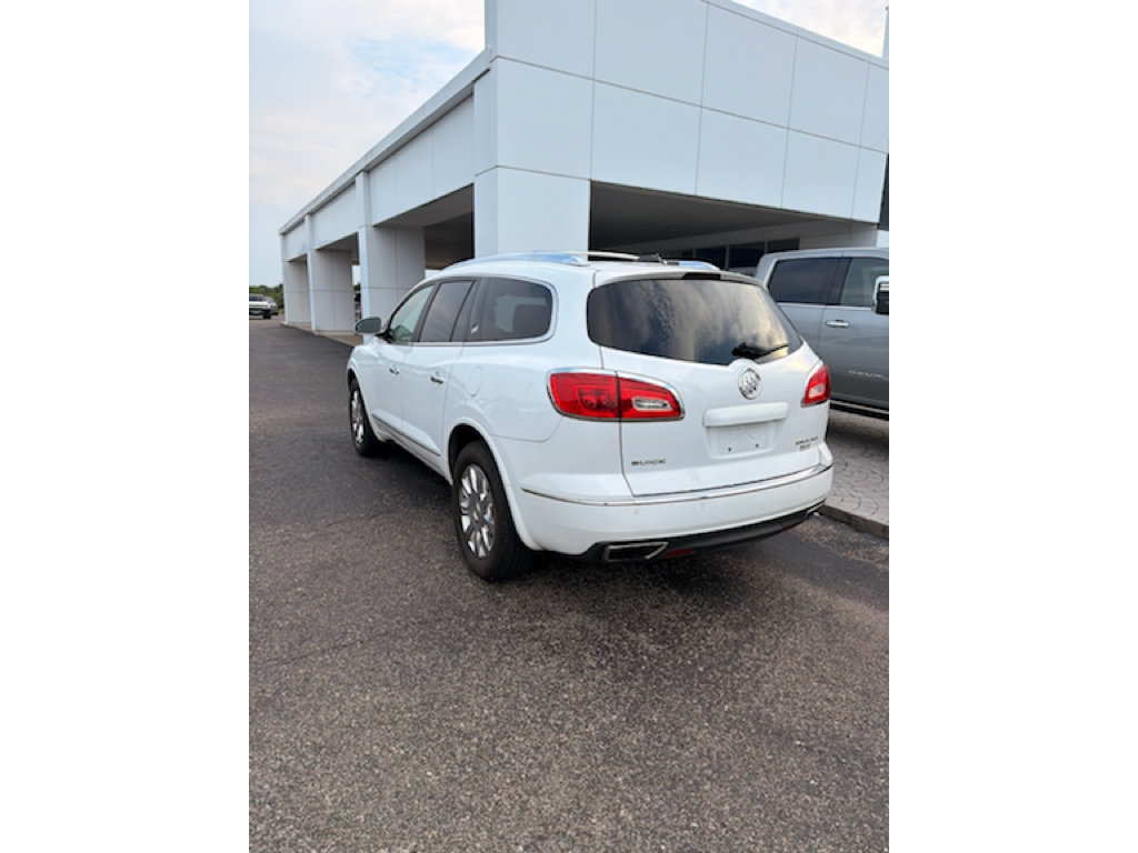 Used 2017 Buick Enclave Leather FWD image 3