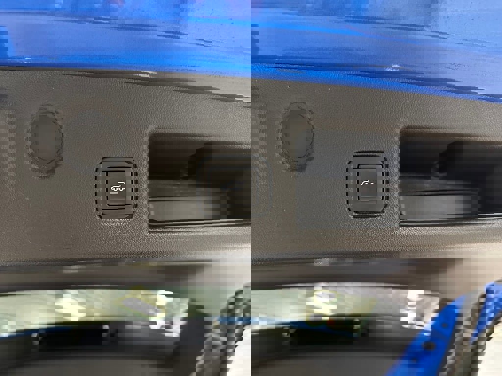 Certified 2024 Chevrolet Equinox LT w/ LPO, Floor Liner Package image 23