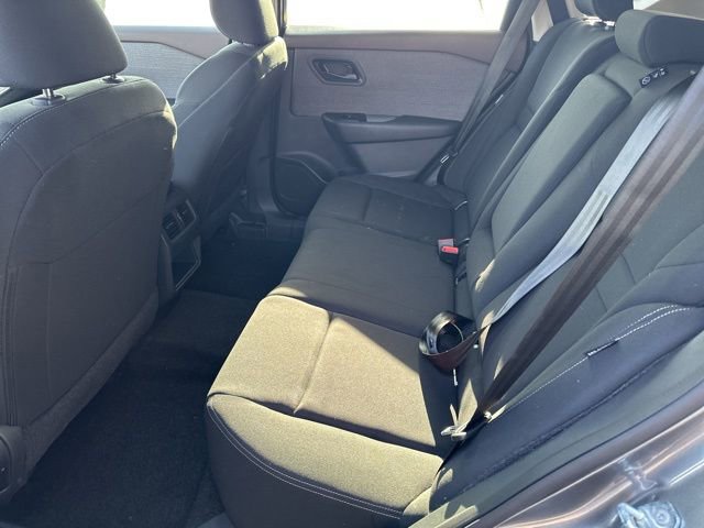 Used 2023 Nissan Rogue S image 9