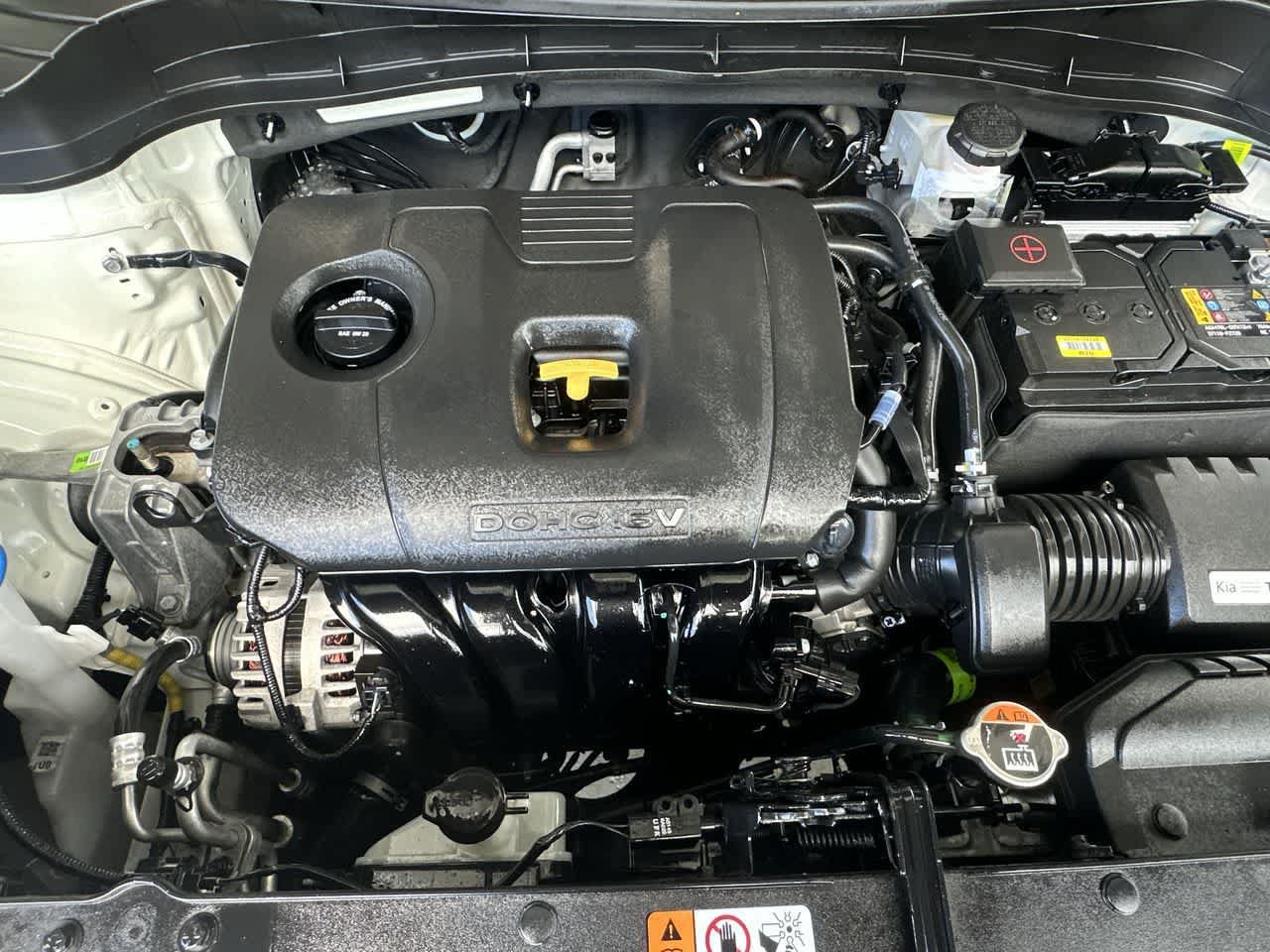 Used 2025 Kia Soul LX w/ LX Technology Package FWD image 12